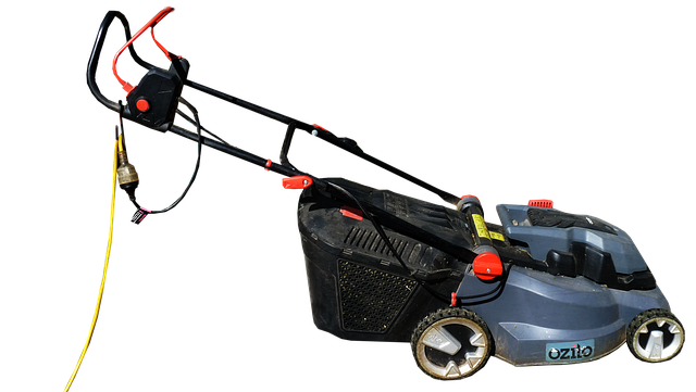 elektrická sekačka na trávu